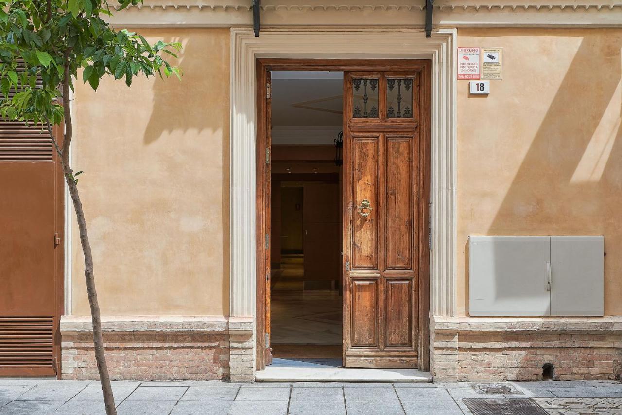 Sebastian Souviron Suites In Malaga By Solaga Holiday Homes Buitenkant foto